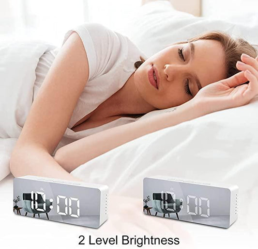 Digital Alarm Clock, LED Display Clock Best Makeup Bedroom Mirror Office Bedroom Clock, Alarm Clock with Snooze, Dimmer Control, Support Battery Powered